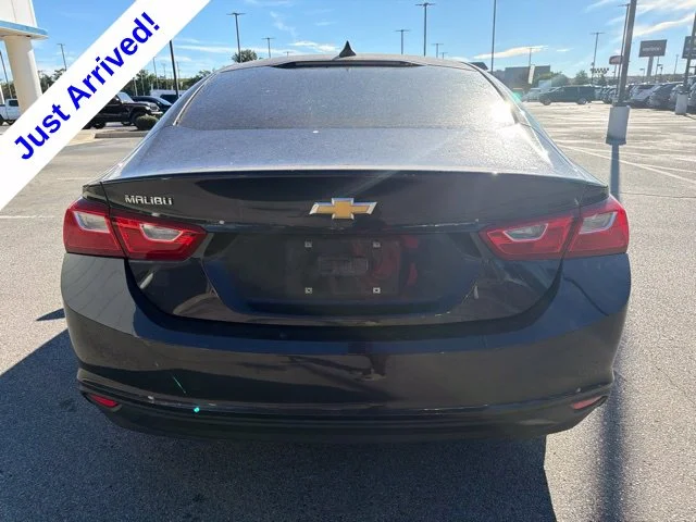 Used 2022 Gray Chevrolet LS image 4