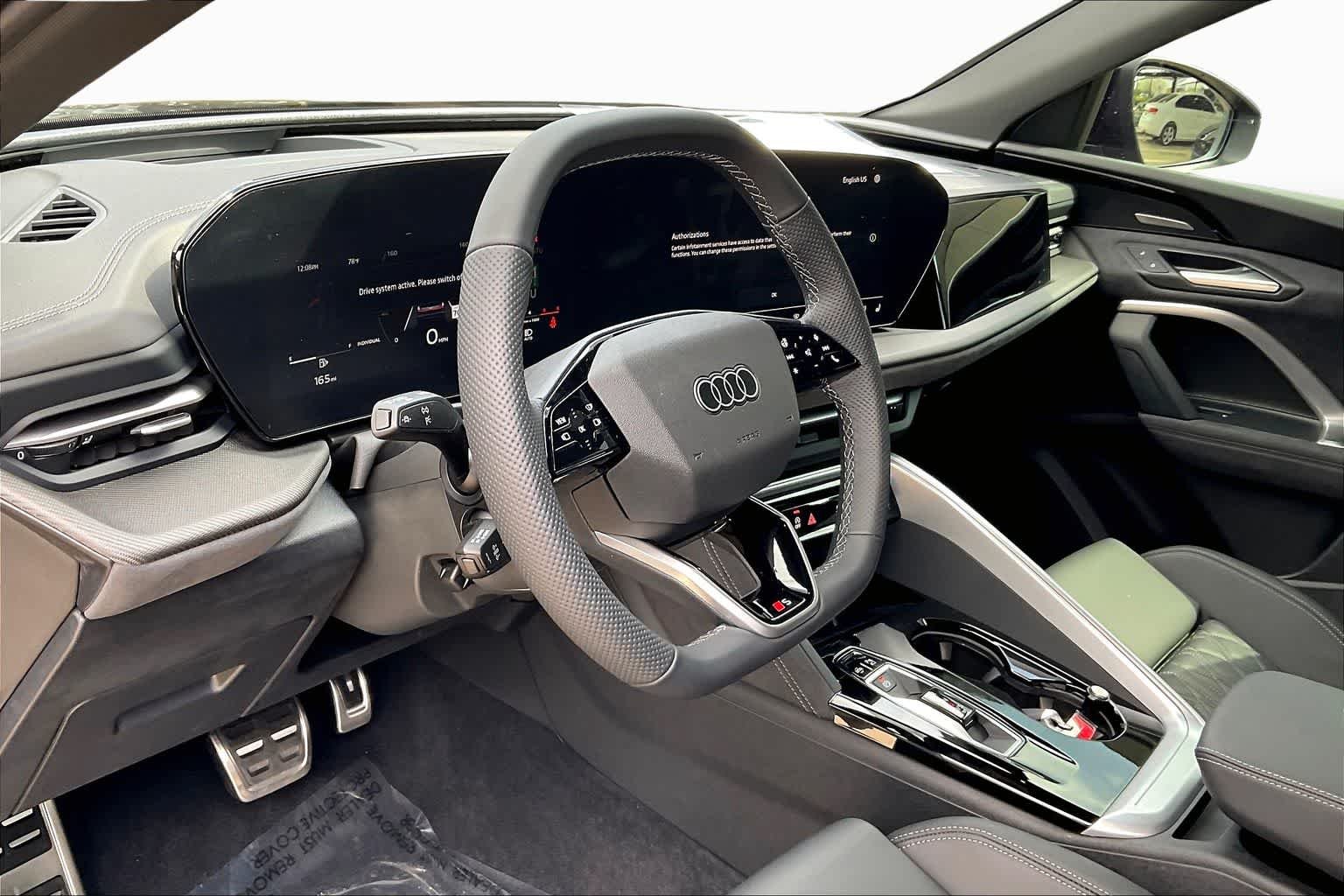 Used 2025 Daytona Gray Pearl Effect Audi Premium Plus image 8