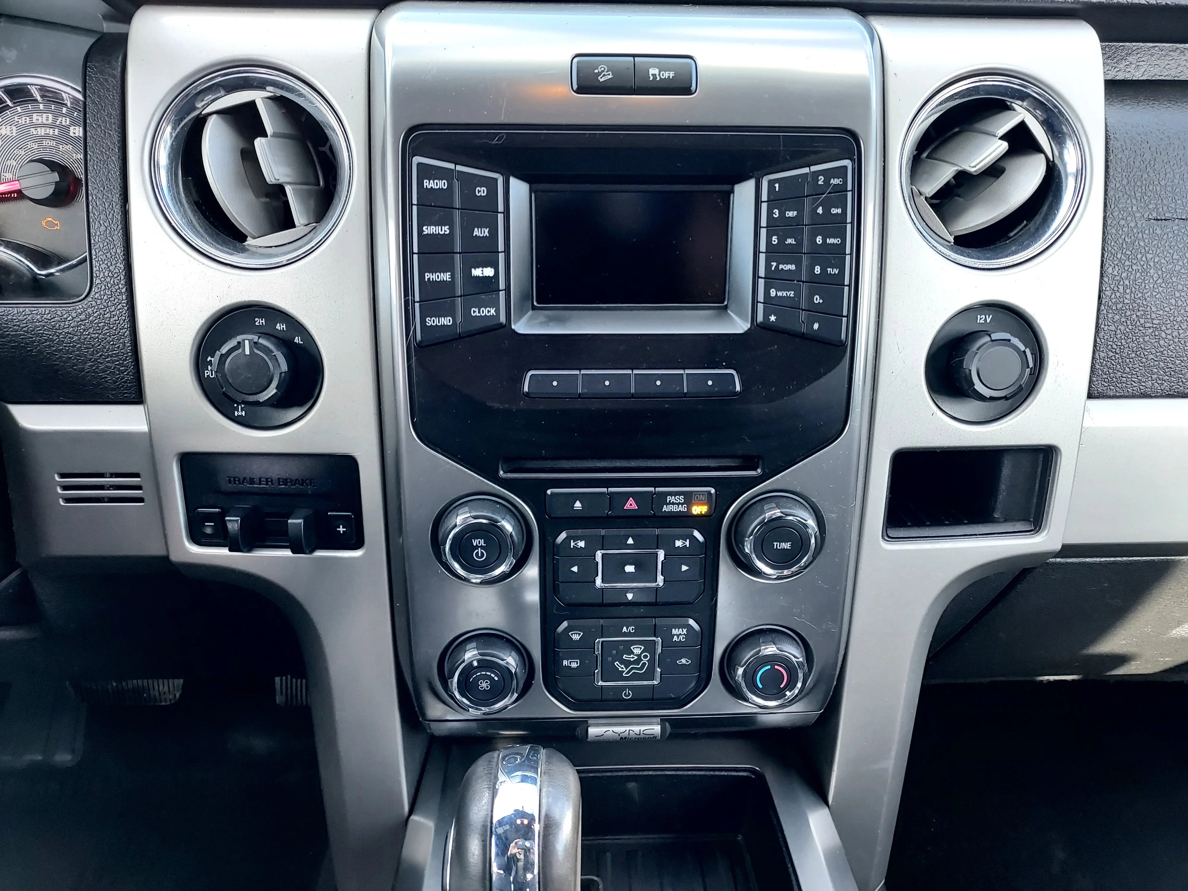 Used 2013 Gray Ford FX4 image 21