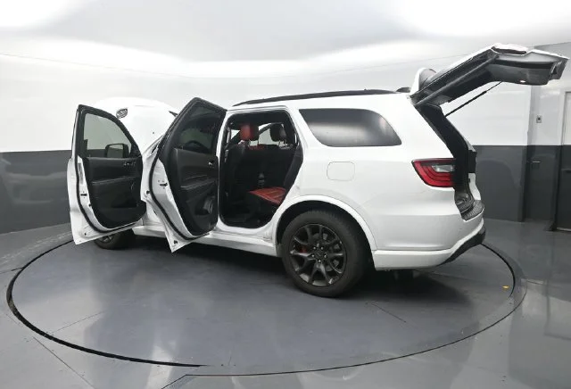 Used 2024 White Dodge SRT 392 Premium image 34