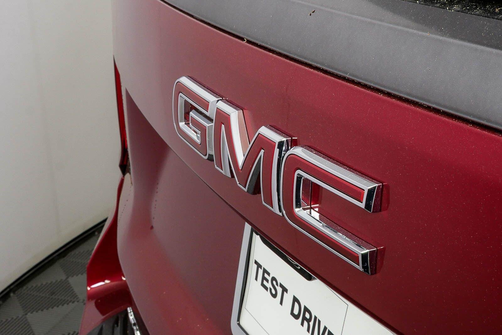 2026 GMC Yukon AT4 - Photo 39