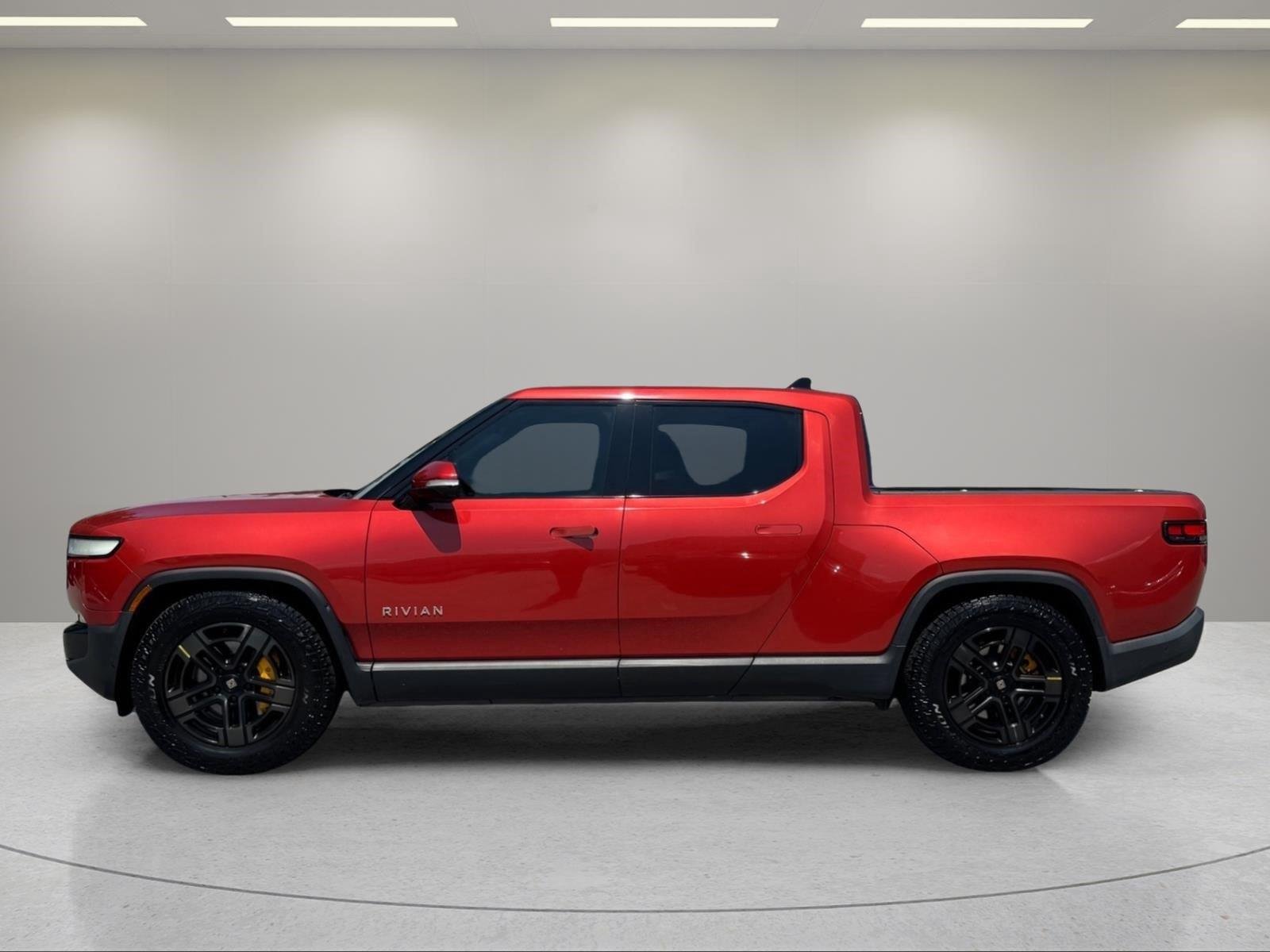 Used 2022 Rivian R1T Adventure with VIN 7FCTGAAA1NN008859 for sale in Greenville, SC