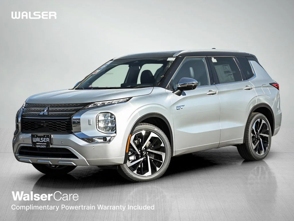 2025 Mitsubishi Outlander Plug-in Hybrid SEL S-AWC's photo