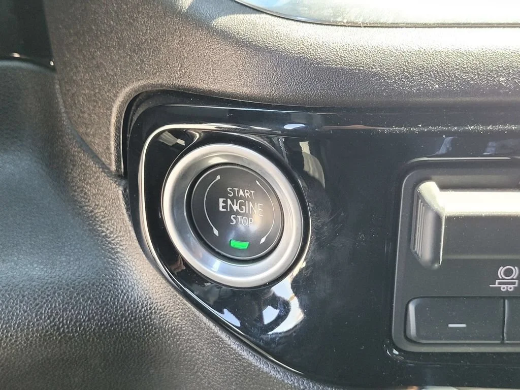 Used 2024 Black Chevrolet High Country image 20