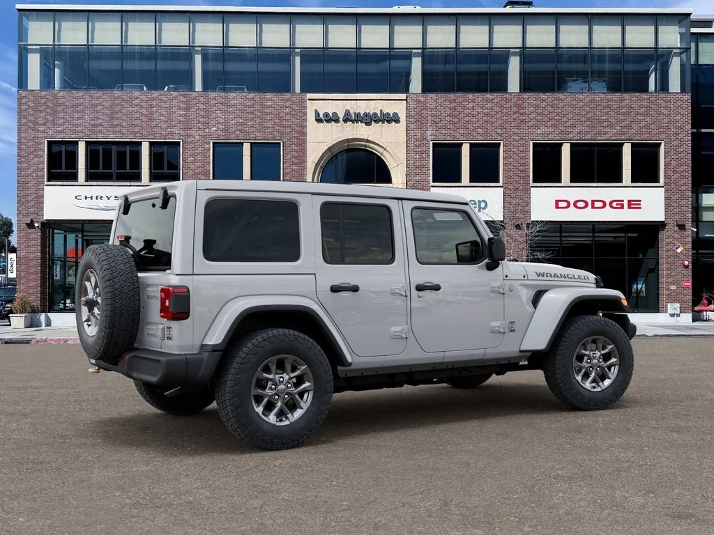 New 2026 Bright White Clear-Coat Exterior Paint Jeep Sport S image 4