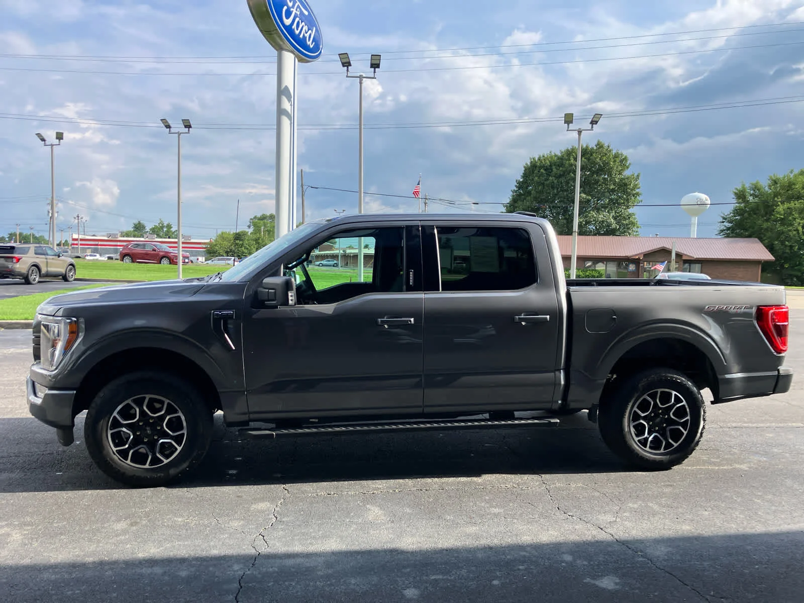 Used 2023 Carbonized Gray Metallic Ford XLT image 8