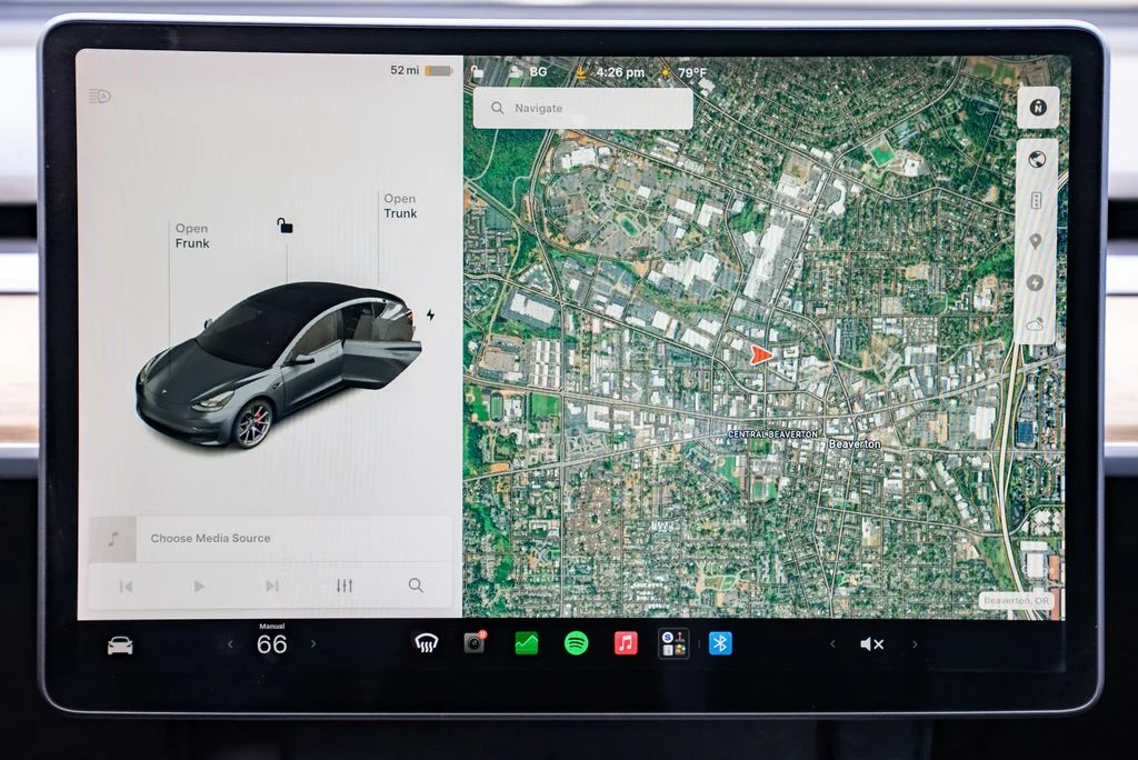 Used 2021 Gray Tesla Performance image 12