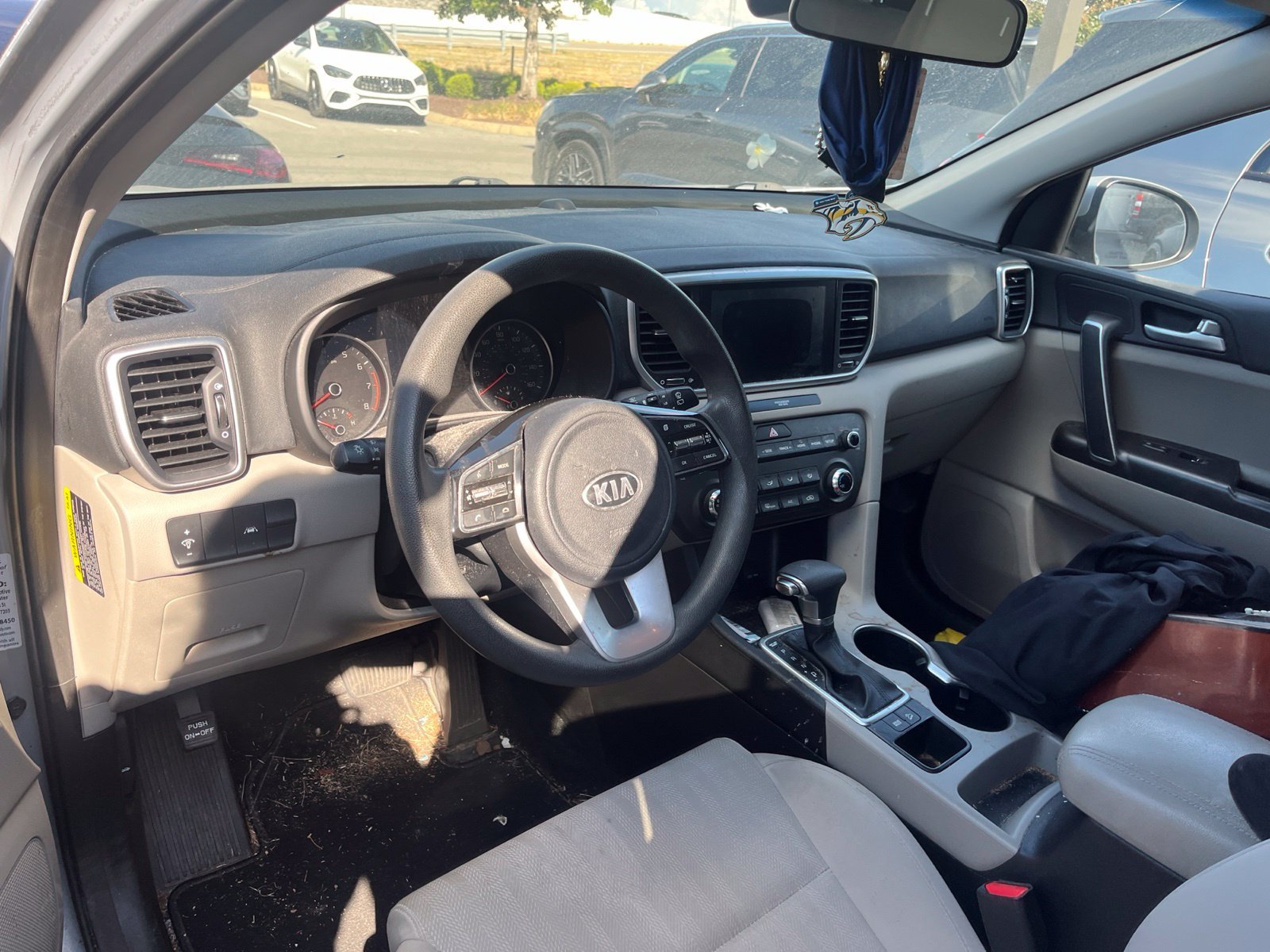Used 2020 Sparkling Silver Kia LX image 9