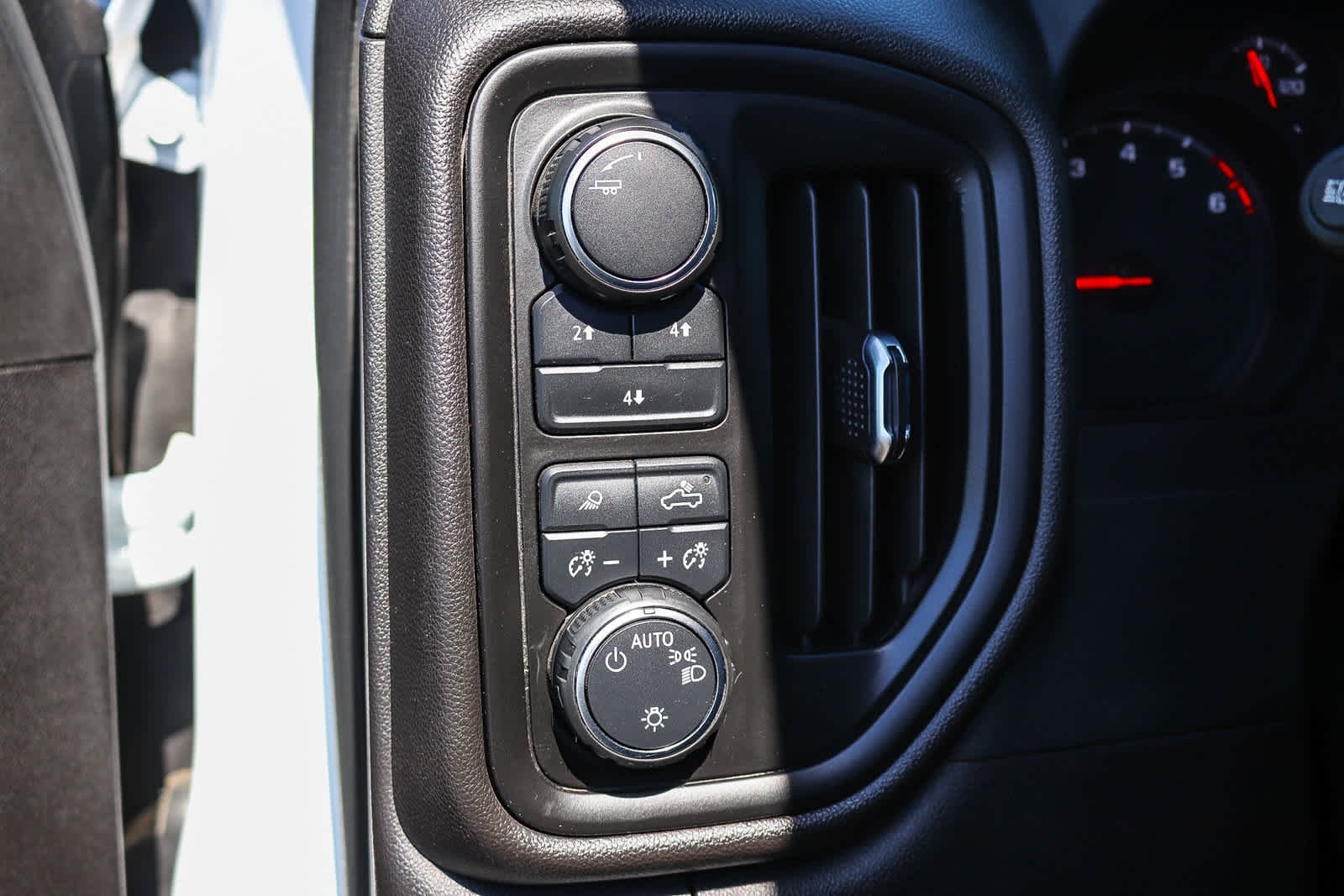 Used 2024 Summit White Chevrolet Custom image 26