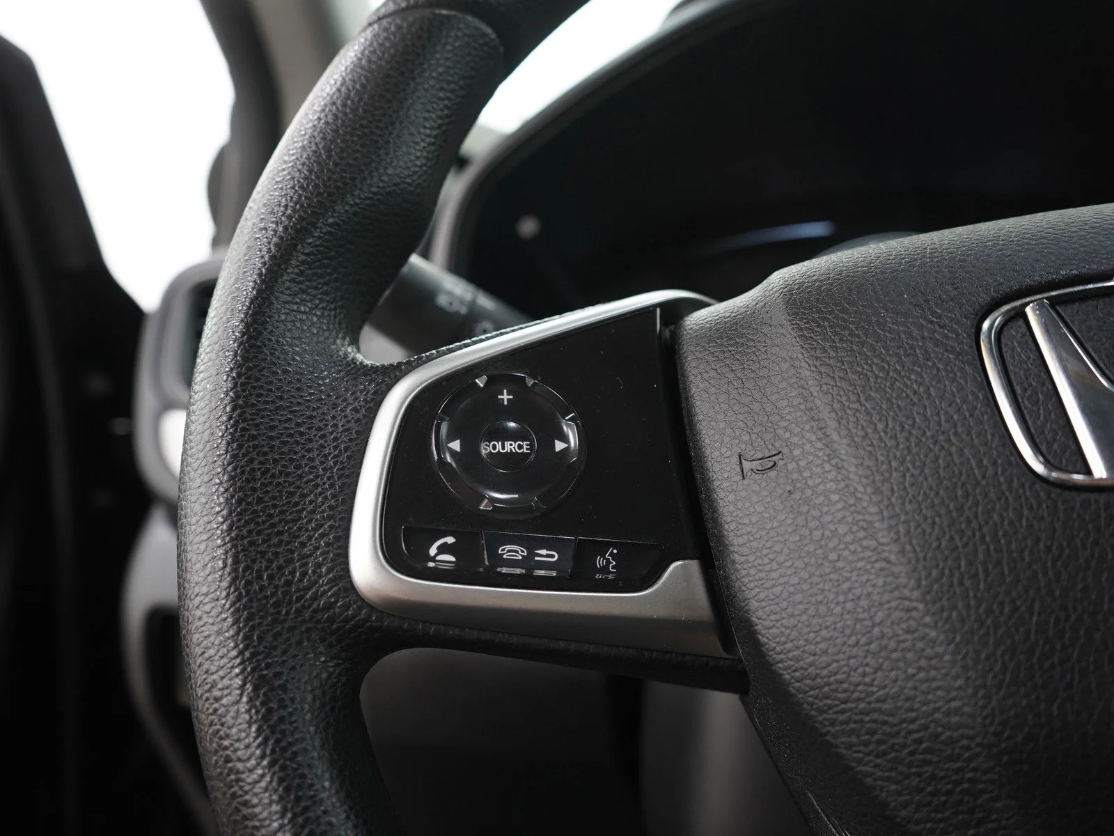 Used 2019 Black Honda LX image 23