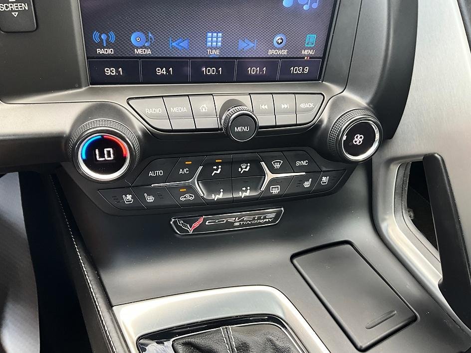 Used 2016 Gray Chevrolet Stingray Z51 image 22