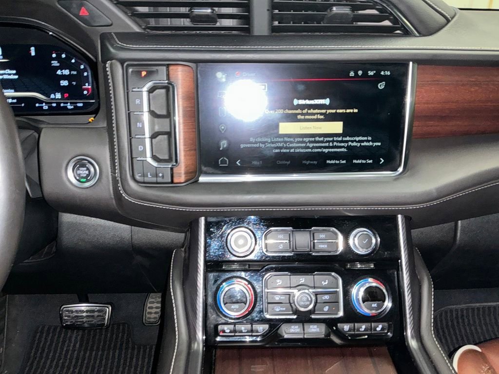 2024 GMC Yukon Denali Ultimate - Photo 17