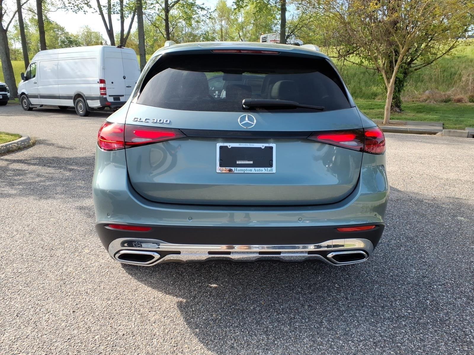 New 2026 SILVER Mercedes-Benz GLC 300 image 7