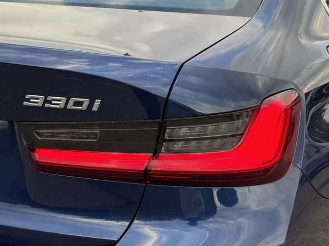 Used 2019 Blue BMW 330i xDrive image 16