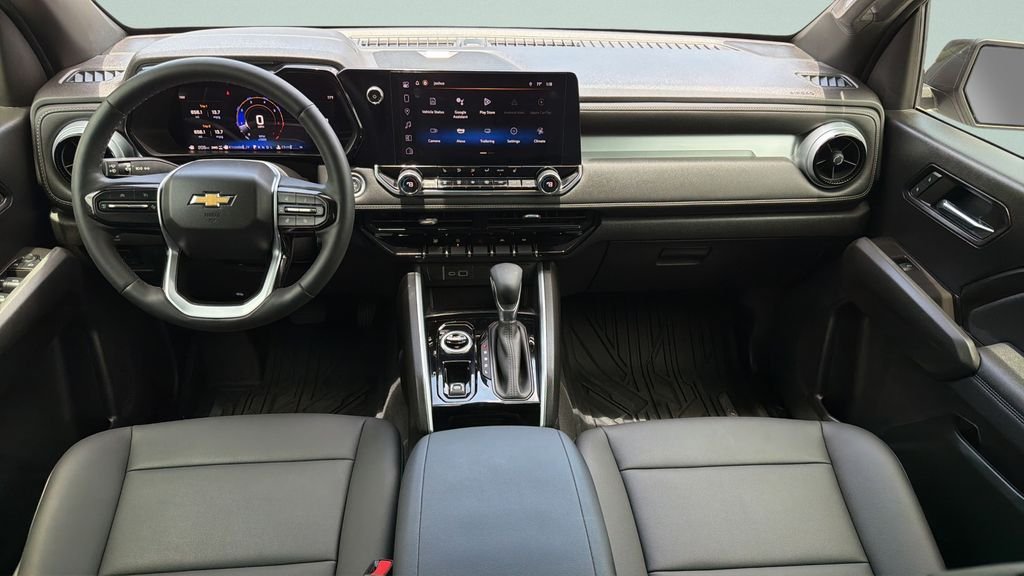 Used 2024 Gray Chevrolet LT image 13