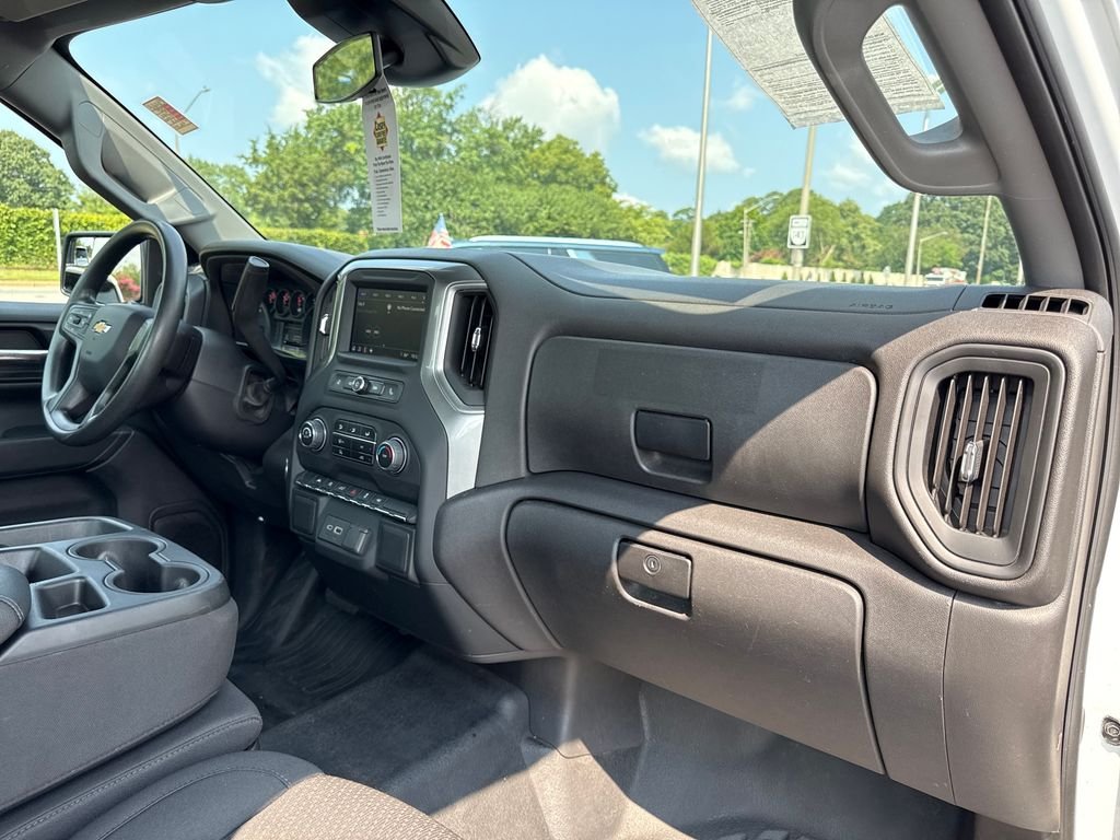 Used 2024 White Chevrolet WT image 20