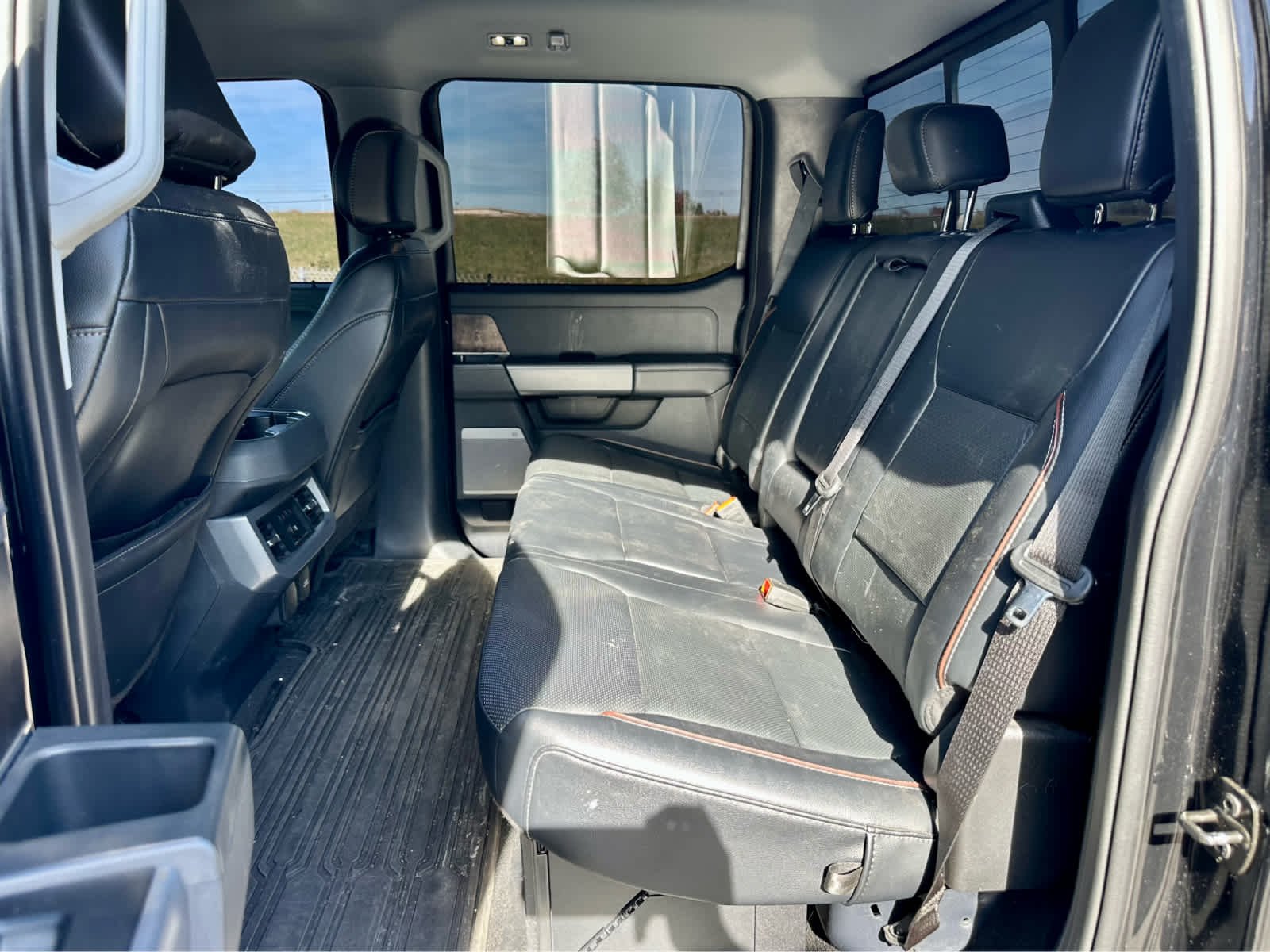 Used 2024 Agate Black Ford LARIAT image 12