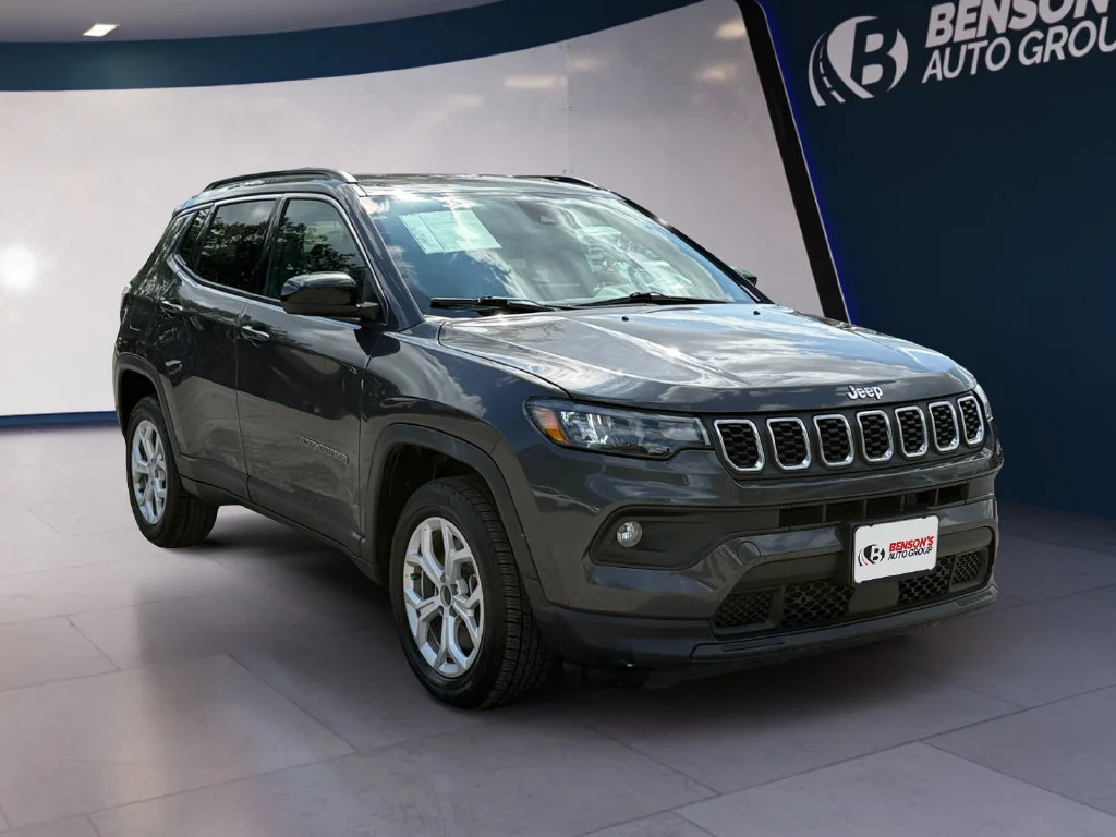 Used 2024 Gray Jeep Latitude image 7