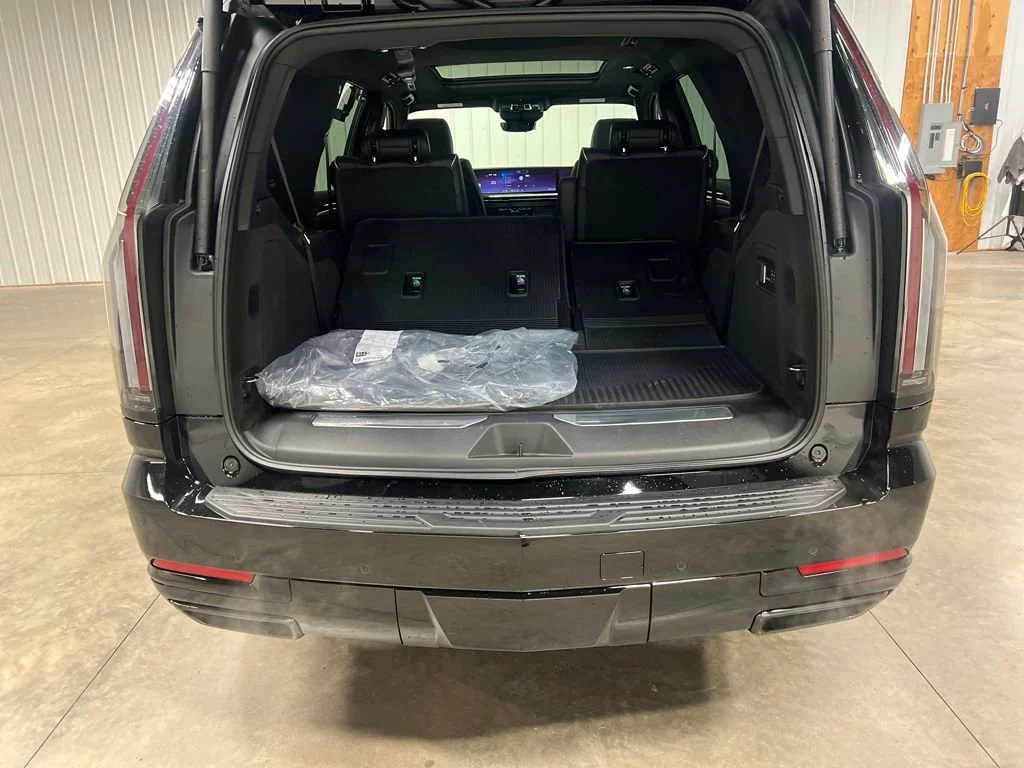 2026 Cadillac Escalade Sport - Photo 11