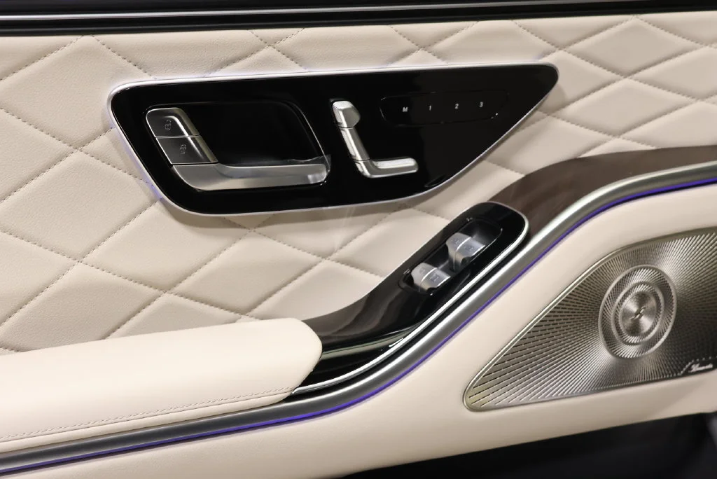 New 2027 Nautical Blue Metallic Mercedes-Benz S 580 image 40
