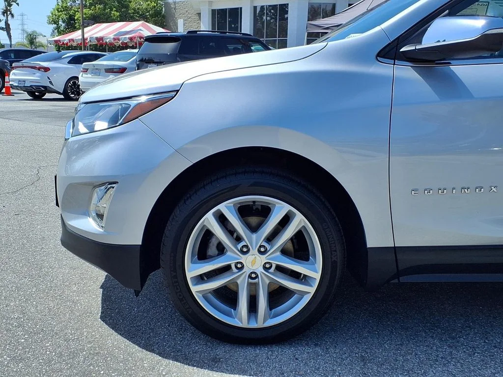 Used 2020 Silver Chevrolet Premier image 15