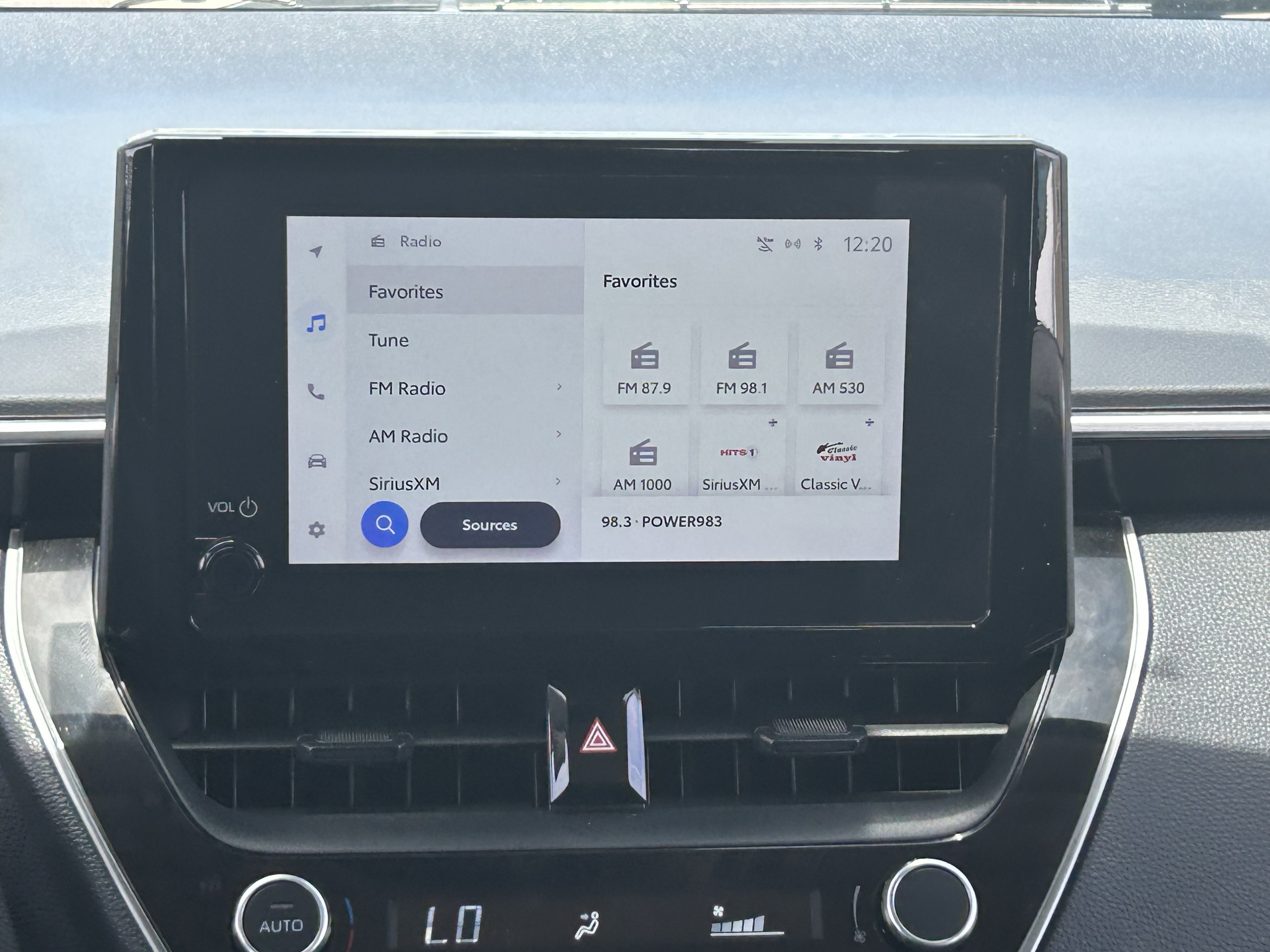 2023 Toyota Corolla LE - Photo 19