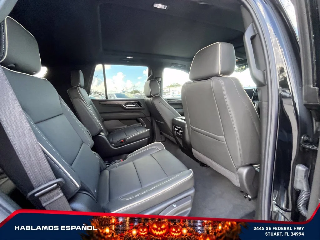 New 2027 Onyx Black GMC Elevation image 15