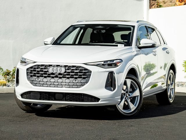 2025 Audi Q5 40 Premium Plus's photo