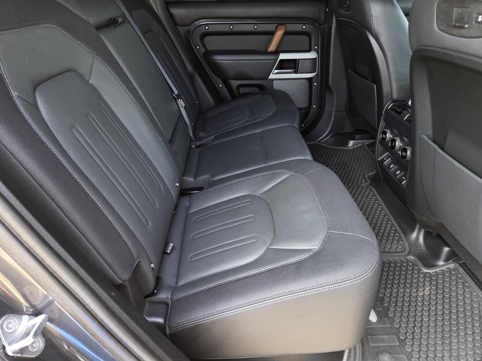 Used 2022 Carpathian Grey Premium Metallic Land Rover X-Dynamic image 39