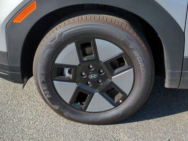 New 2026 Silver Hyundai SE image 31