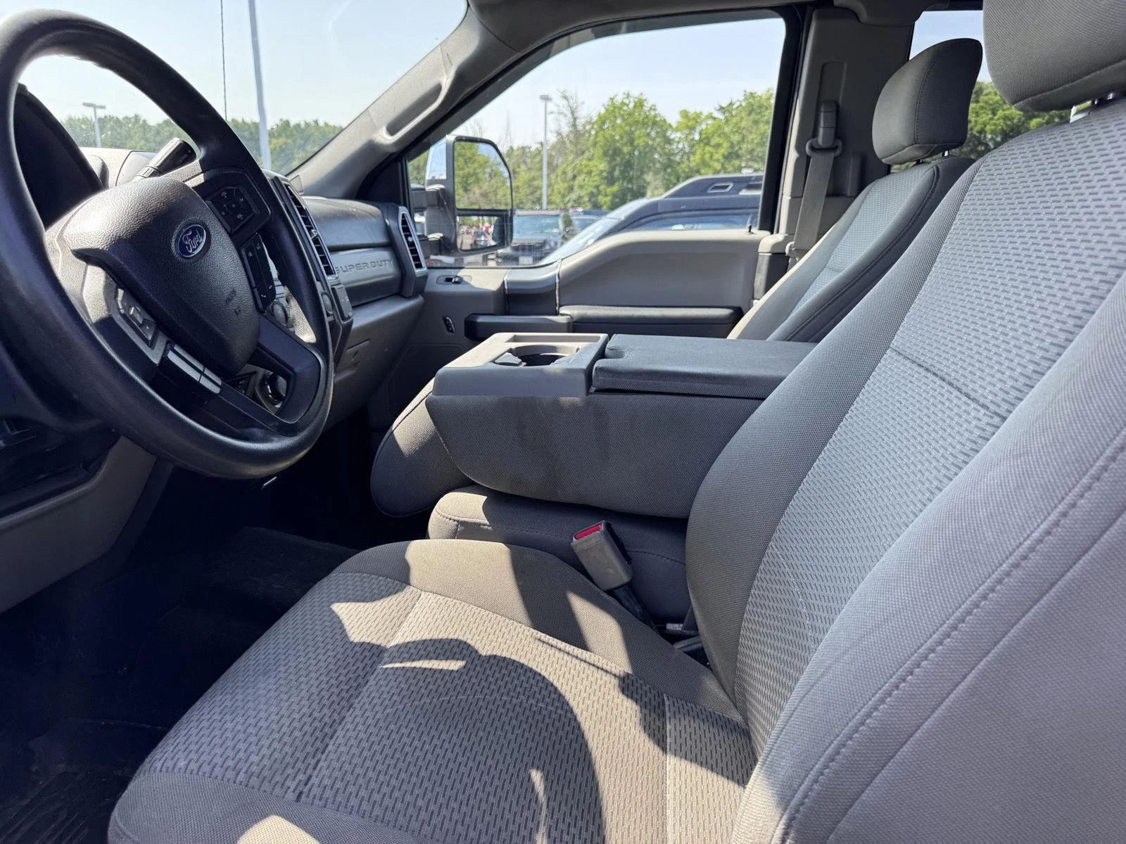 Used 2017 Shadow Black Ford XLT image 8