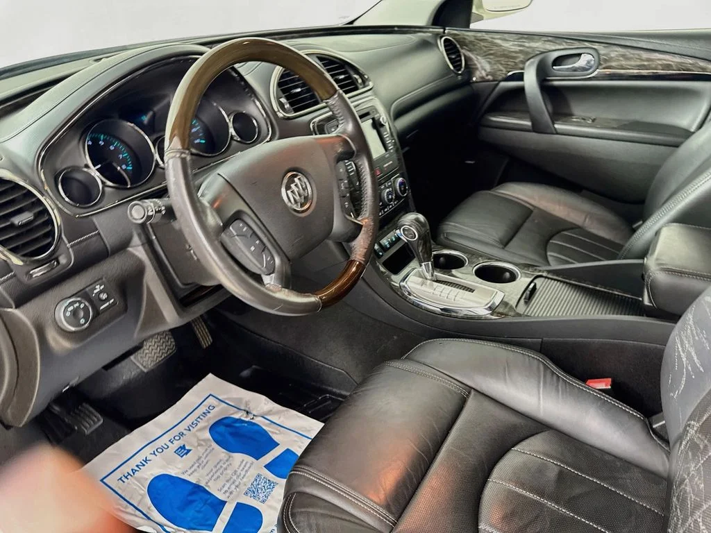 Used 2013 White Diamond Clearcoat Buick Premium Group image 11