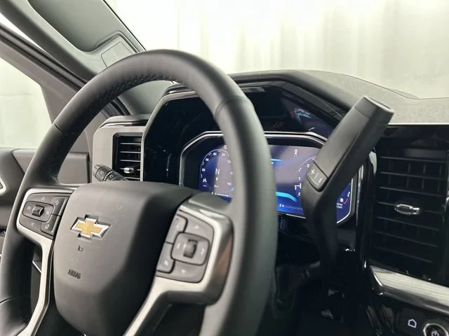 New 2026 Summit White Chevrolet LT image 10