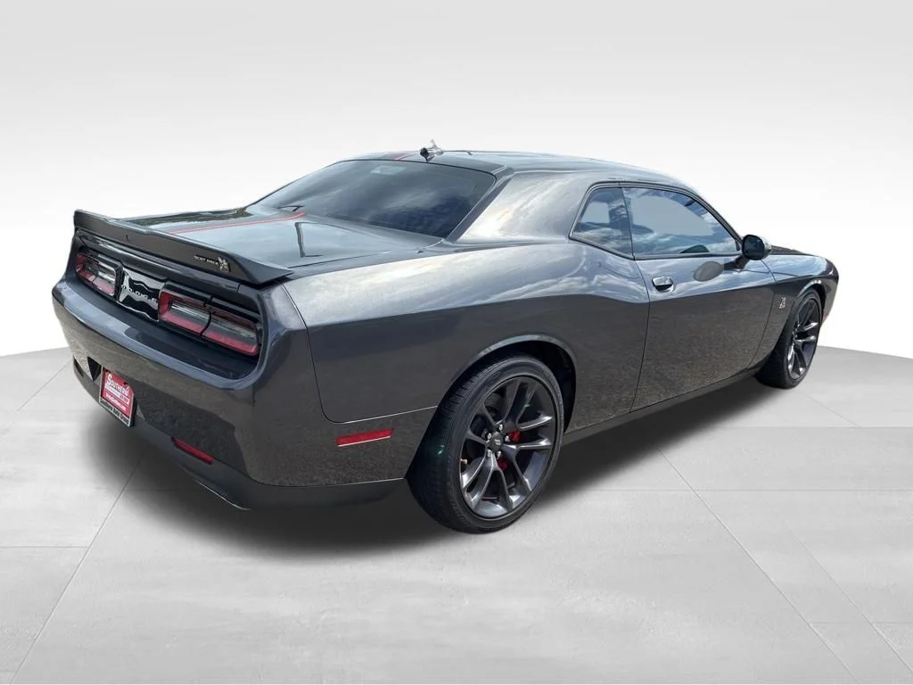 Used 2022 Gray Dodge R/T Scat Pack image 5