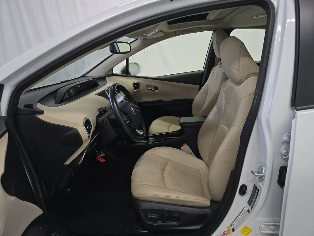Certified Used 2022 Beige Toyota XLE image 6
