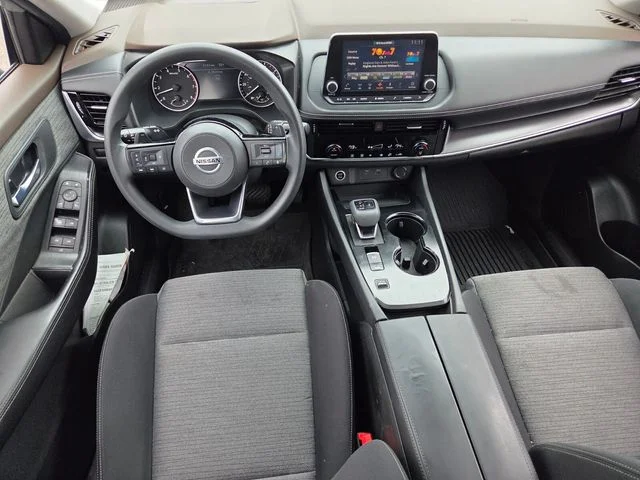Used 2021 Silver Nissan SV image 8