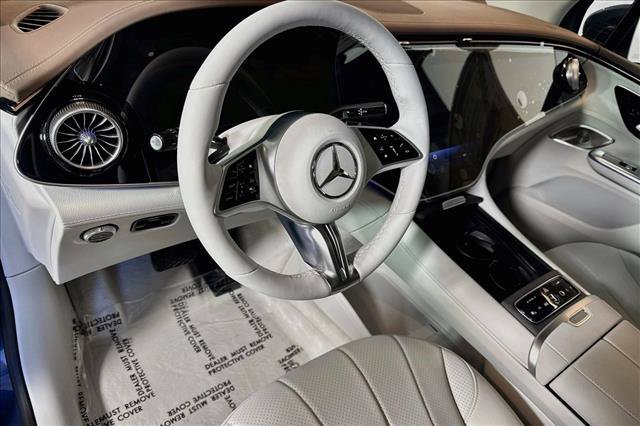 New 2026 Twilight Blue Metallic Mercedes-Benz EQE 320+ image 38
