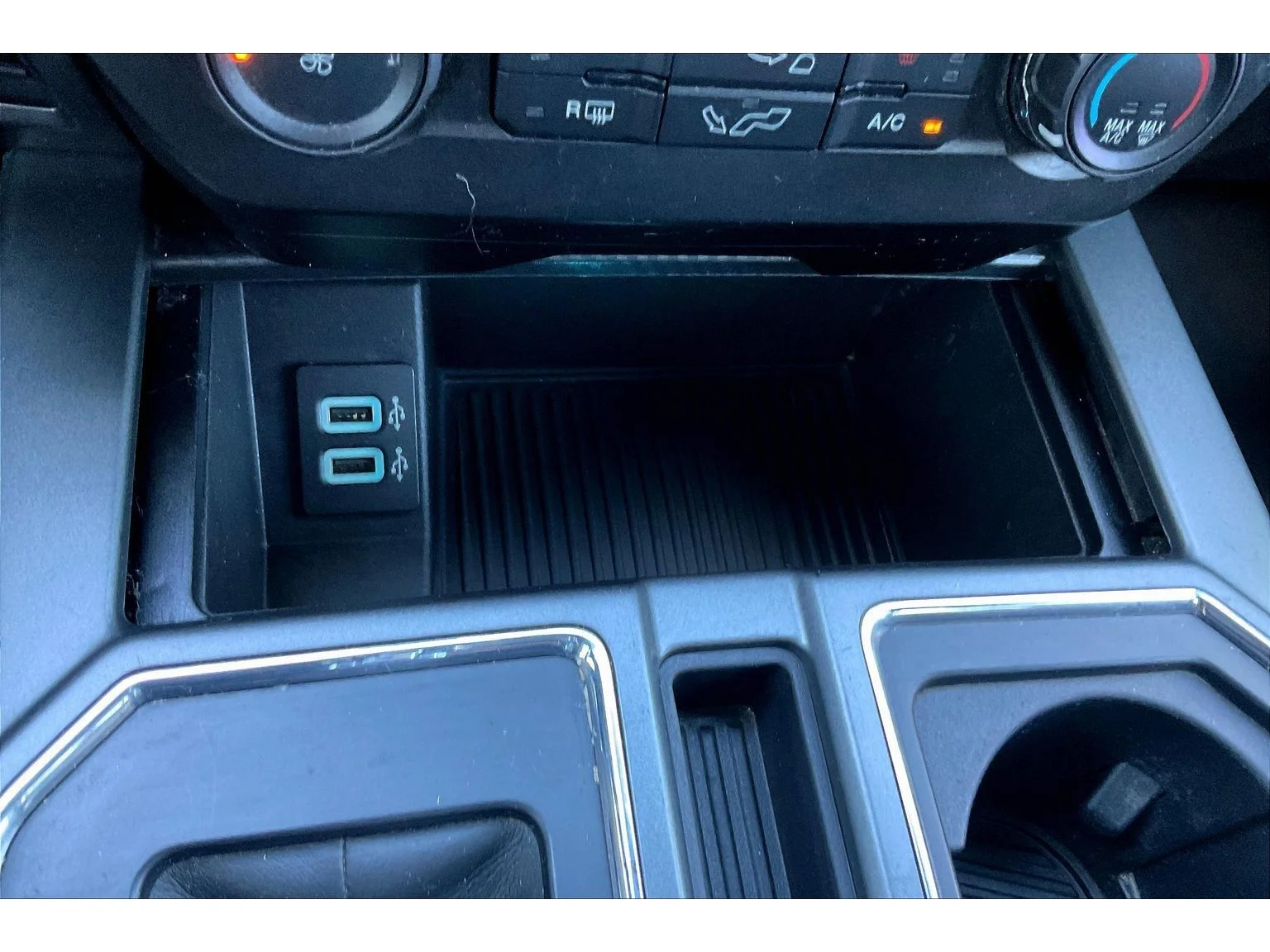 Used 2018 Gray Ford XL image 22