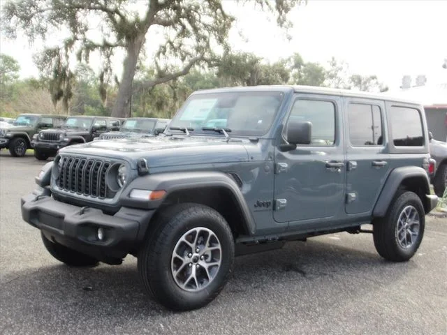 New 2026 Anvil Clear-Coat Exterior Paint Jeep Sport S image 3