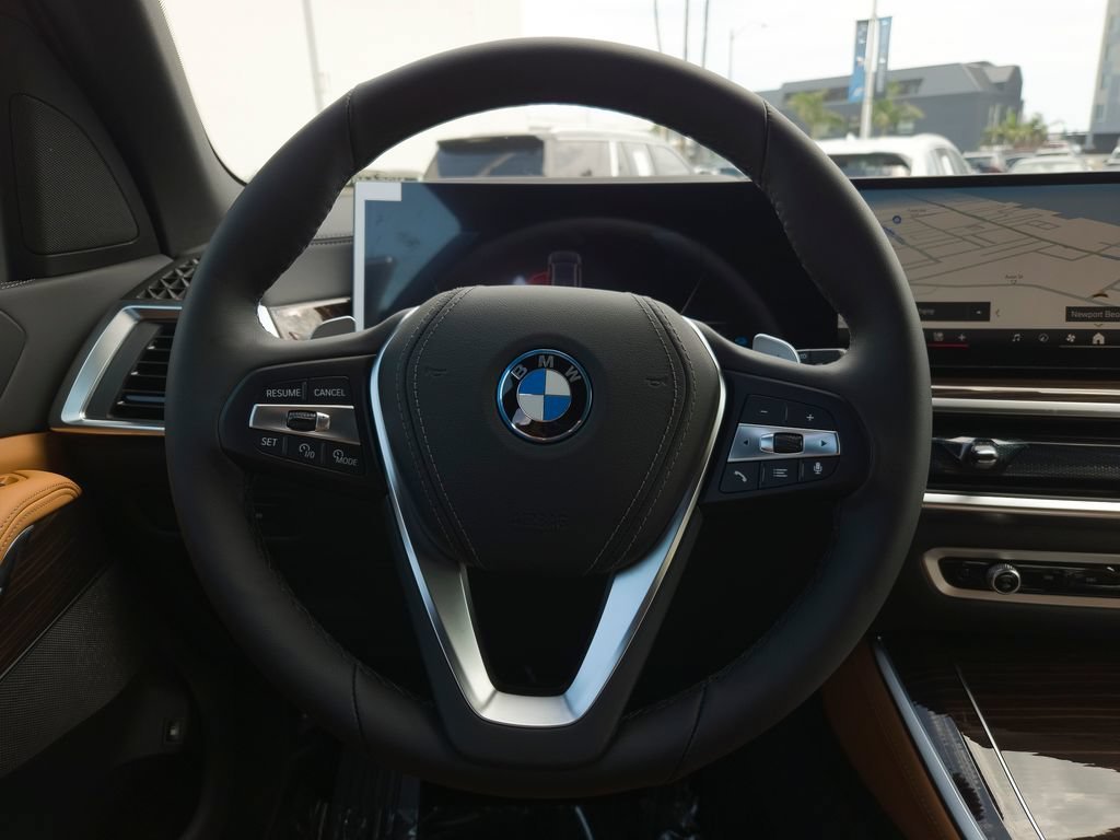 New 2026 Skyscraper Grey Metallic BMW xDrive50e image 14