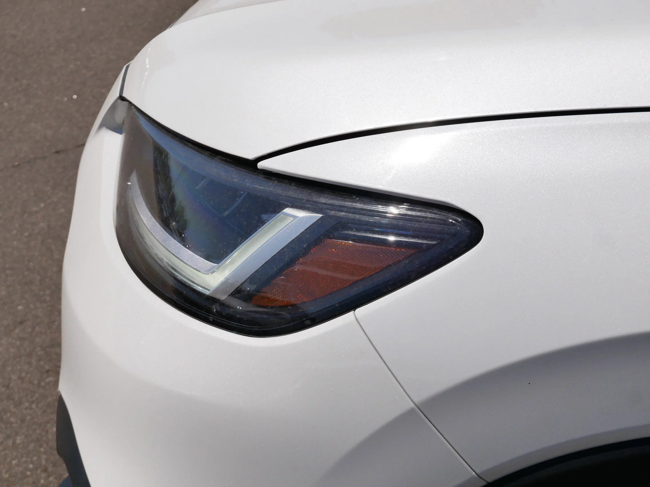Certified Used 2023 Platinum White Pearl Honda LX image 16