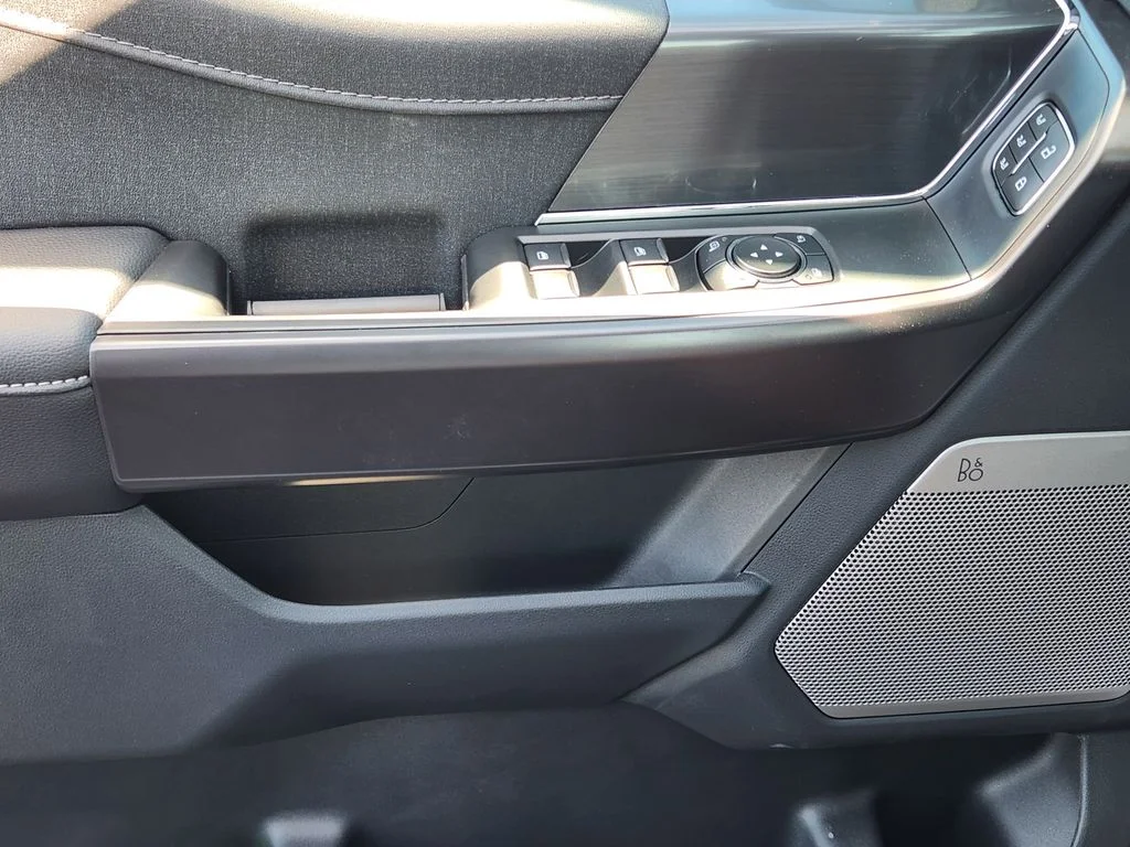 New 2026 Iconic Silver Metallic Ford Lariat® image 24