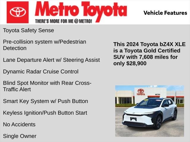 Certified Used 2024 WIND CHILL PEARL Toyota XLE image 11