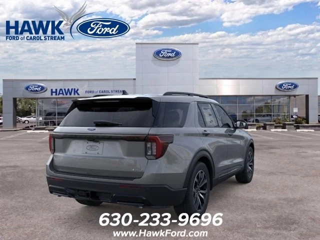 New 2026 Carbonized Gray Metallic Ford ST-Line image 8