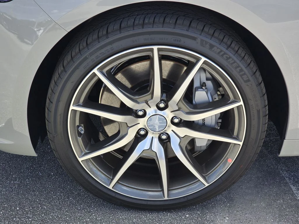 New 2026 Gray Genesis 2.5T image 5