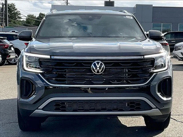 New 2026 Gray Volkswagen SE w/Technology image 4