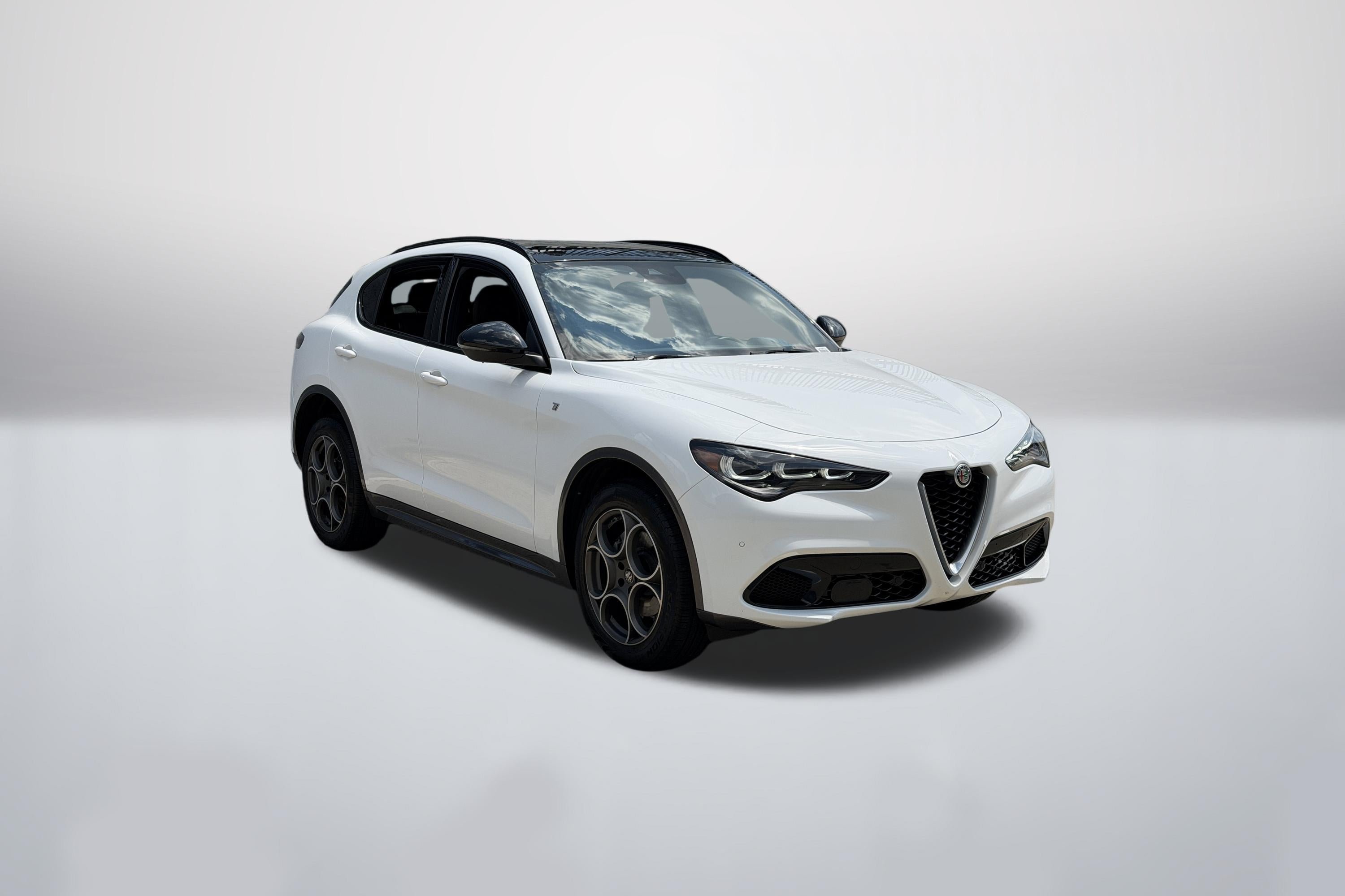 Used 2024 Alfa White Alfa Romeo Ti image 1