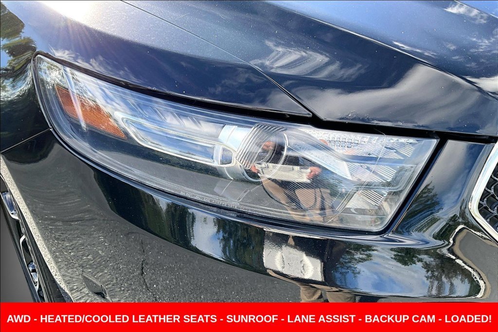 Used 2016 Black Ford SHO image 37