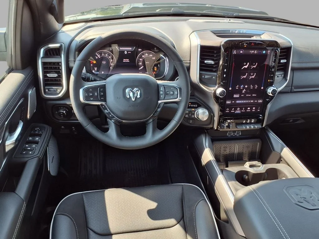 New 2027 Serrano-Green Metallic Exterior Paint RAM Laramie image 4