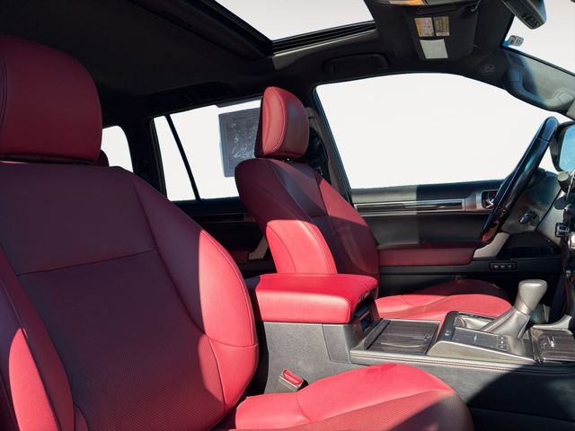 Used 2022 Black Lexus 460 image 15